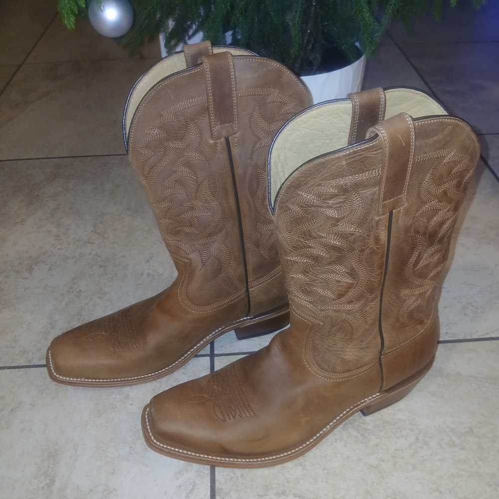 Classic Brown Western Cowboy Boots